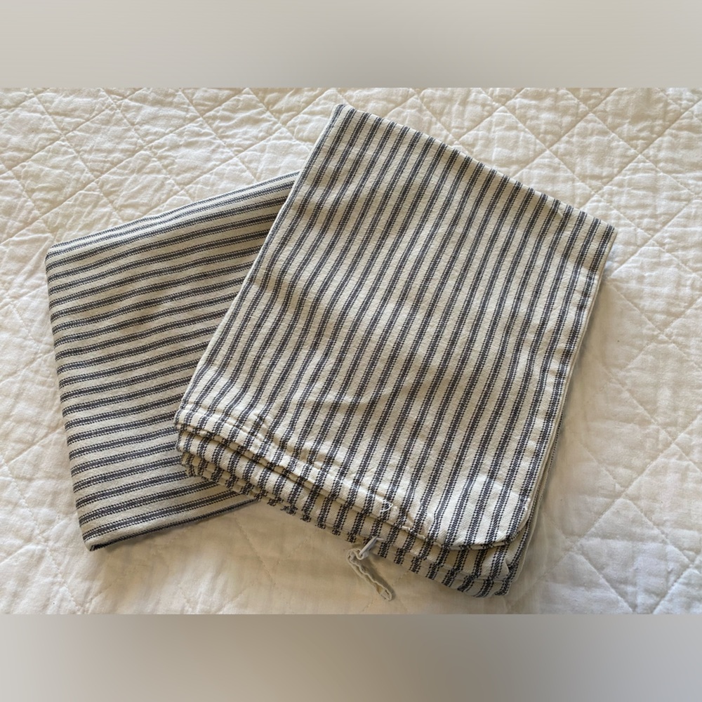 Pair of Matteo Queen Shams